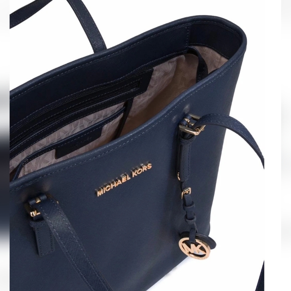 Michael Kors Shoulder Bag Jet Set Travel Leather Top Zip Tote Navy NEW WITH TAG! - Picture 4 of 10